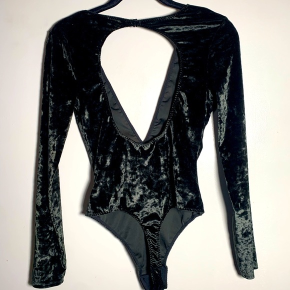 Victoria's Secret deep V open back velvet body suit🖤 - Picture 2 of 6
